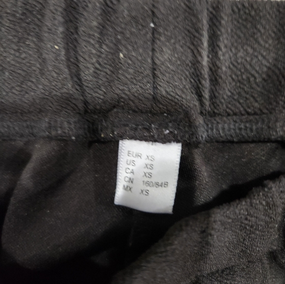 Comfy Black Sweatpants - Picture 2 of 3